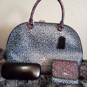 Bundle of 3: Coach ranch floral satchel & wallet NWOT, coach eyeglass case